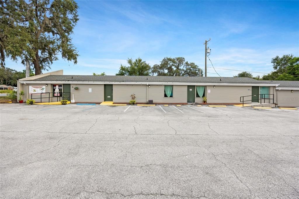 For Sale: $319,000 (0 beds, 0 baths, 2261 Square Feet)