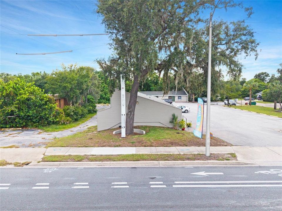 For Sale: $319,000 (0 beds, 0 baths, 2261 Square Feet)