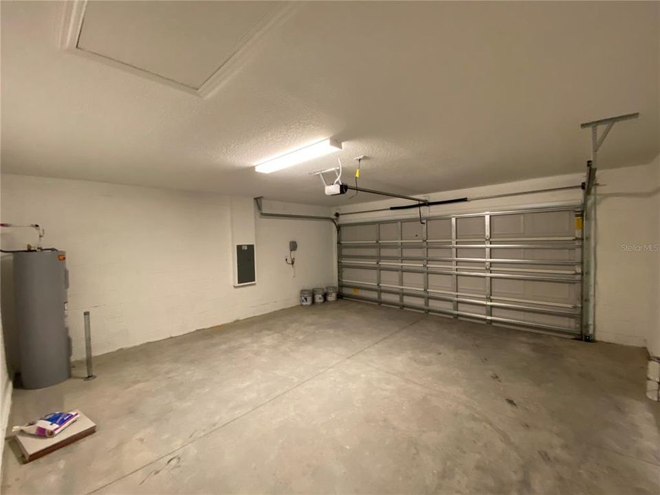 出租: $1,995 (4 贝兹, 2 浴室, 1930 平方英尺)