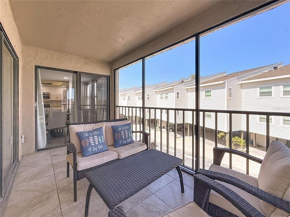 En Venta: $619,000 (2 camas, 2 baños, 1285 Pies cuadrados)