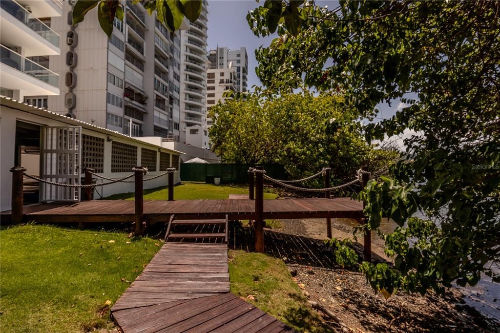 待售: $1,995,000 (4 贝兹, 3 浴室, 2962 平方英尺)