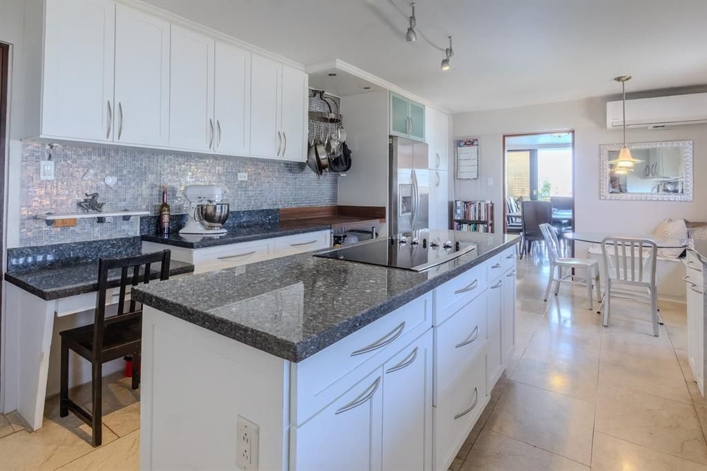 待售: $1,995,000 (4 贝兹, 3 浴室, 2962 平方英尺)