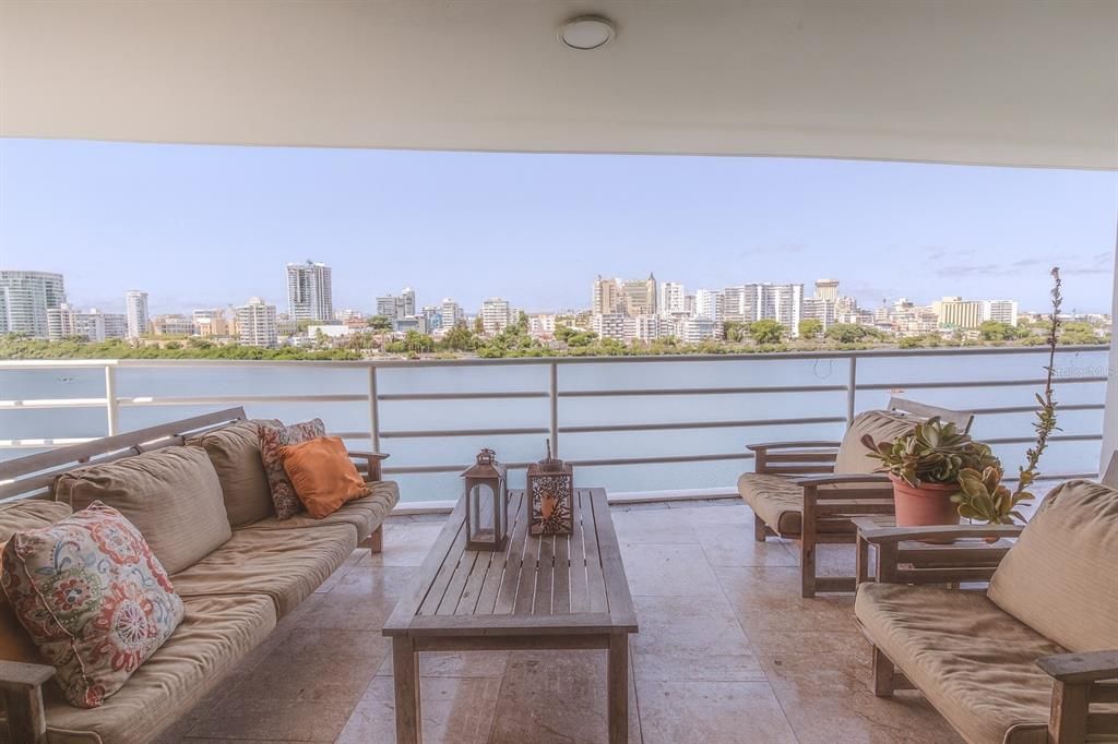 待售: $1,995,000 (4 贝兹, 3 浴室, 2962 平方英尺)