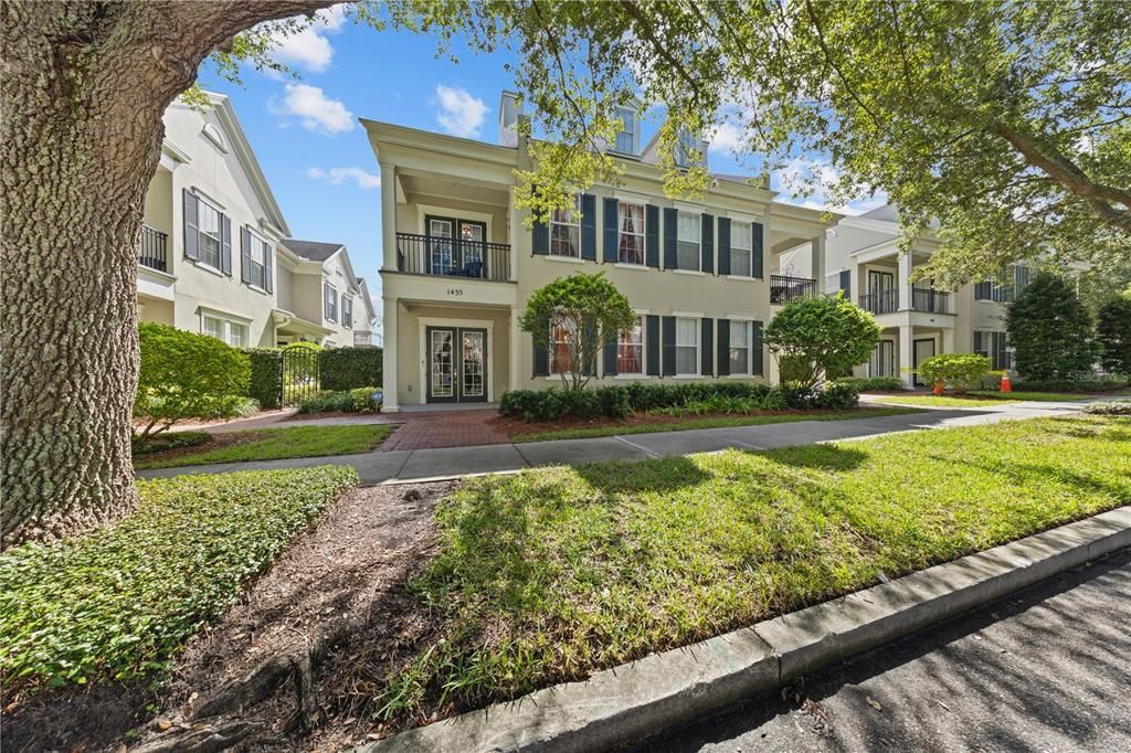 Под контрактом: $1,398,000 (6 спален, 0 ванн, 3216 Квадратных фут)