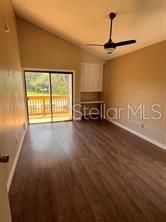 For Sale: $165,000 (2 beds, 2 baths, 1071 Square Feet)