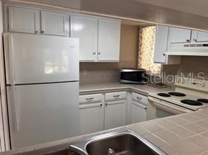 For Sale: $165,000 (2 beds, 2 baths, 1071 Square Feet)