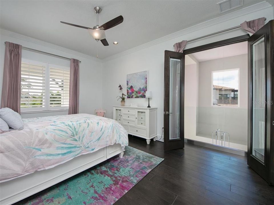 For Rent: $18,500 (6 beds, 7 baths, 6853 Square Feet)