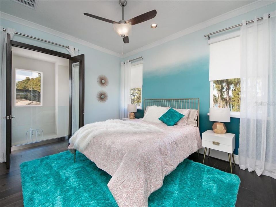 For Rent: $18,500 (6 beds, 7 baths, 6853 Square Feet)