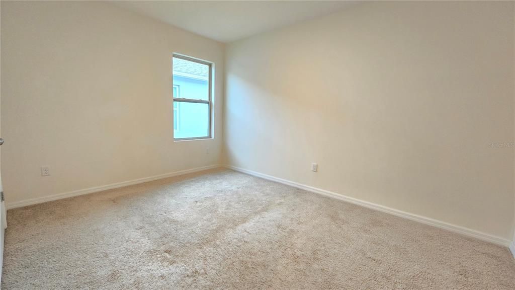 For Rent: $2,300 (3 beds, 2 baths, 1666 Square Feet)