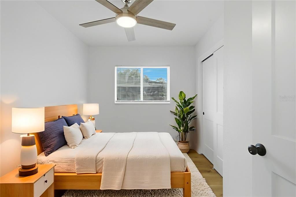 For Sale: $320,000 (4 beds, 2 baths, 1102 Square Feet)