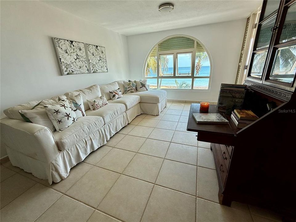 For Sale: $575,000 (1 beds, 2 baths, 0 Square Feet)