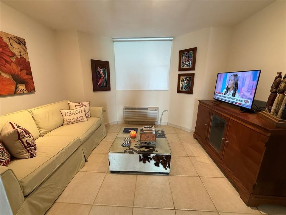 For Sale: $575,000 (1 beds, 2 baths, 0 Square Feet)