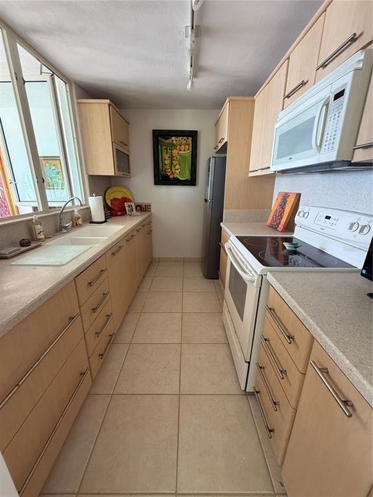 For Sale: $575,000 (1 beds, 2 baths, 0 Square Feet)