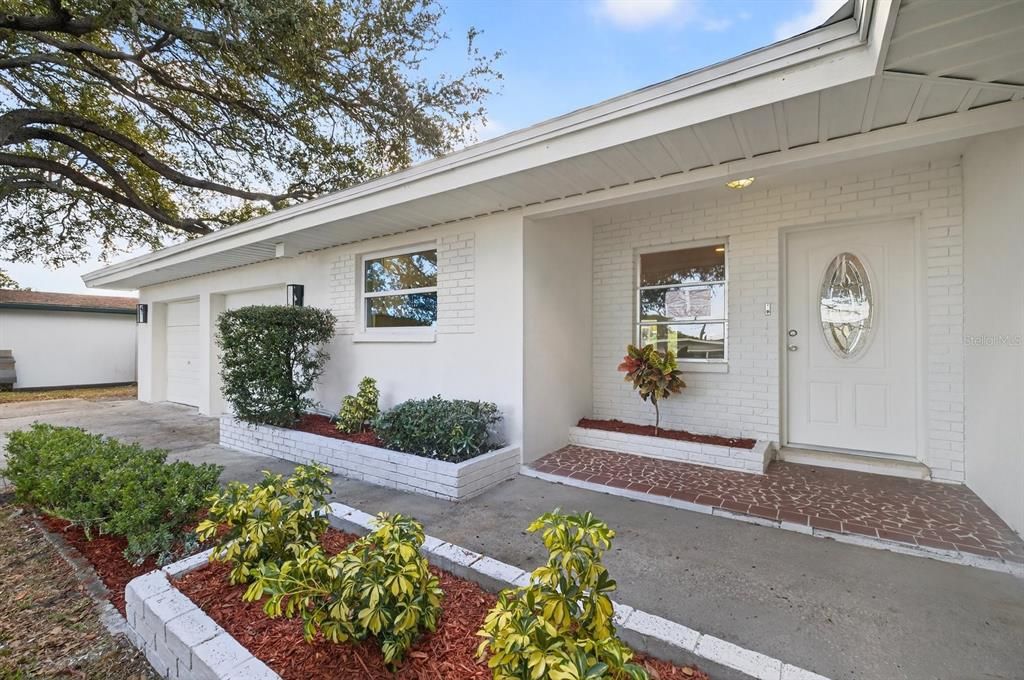 En Venta: $598,999 (4 camas, 3 baños, 2329 Pies cuadrados)