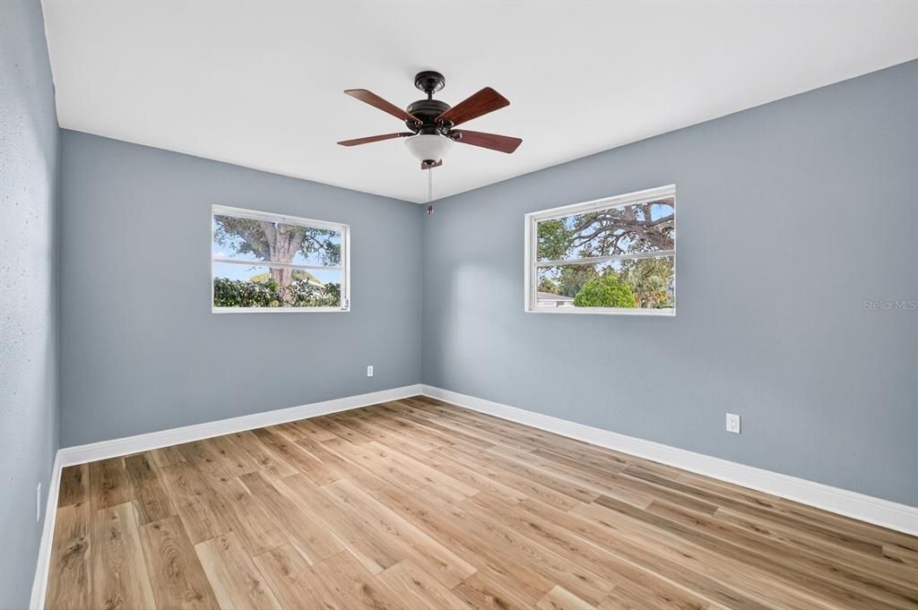 En Venta: $598,999 (4 camas, 3 baños, 2329 Pies cuadrados)