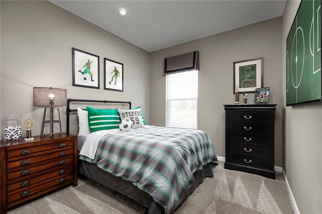 На продажу: $550,990 (4 спален, 2 ванн, 2160 Квадратных фут)