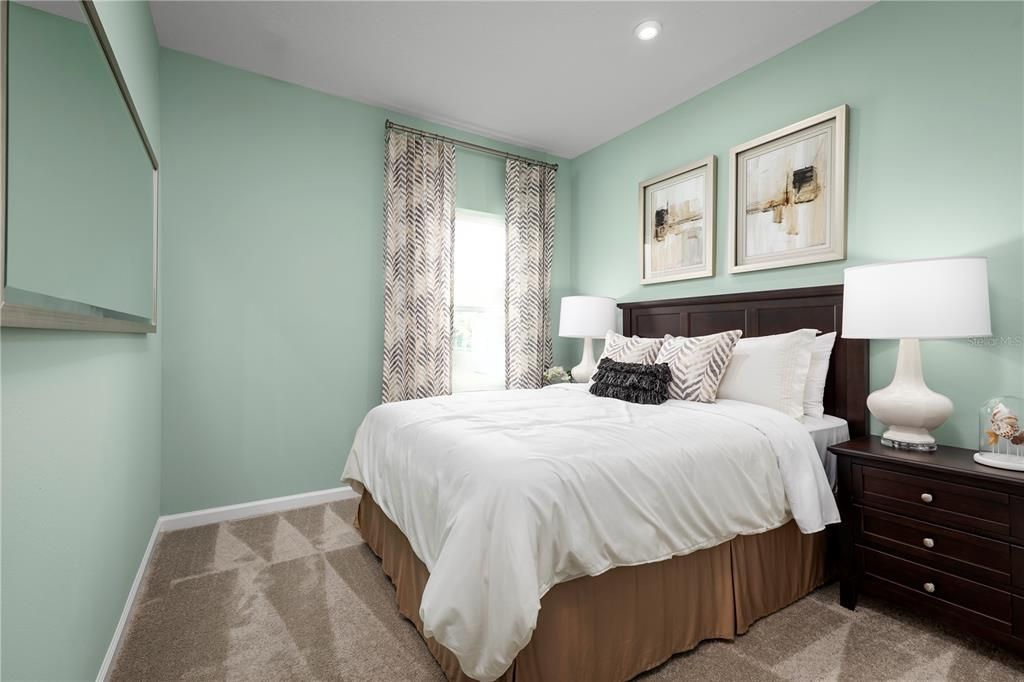 На продажу: $550,990 (4 спален, 2 ванн, 2160 Квадратных фут)