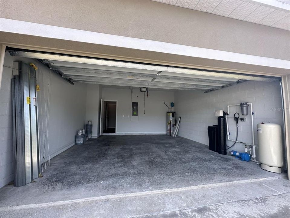 待售: $360,000 (4 贝兹, 2 浴室, 1675 平方英尺)