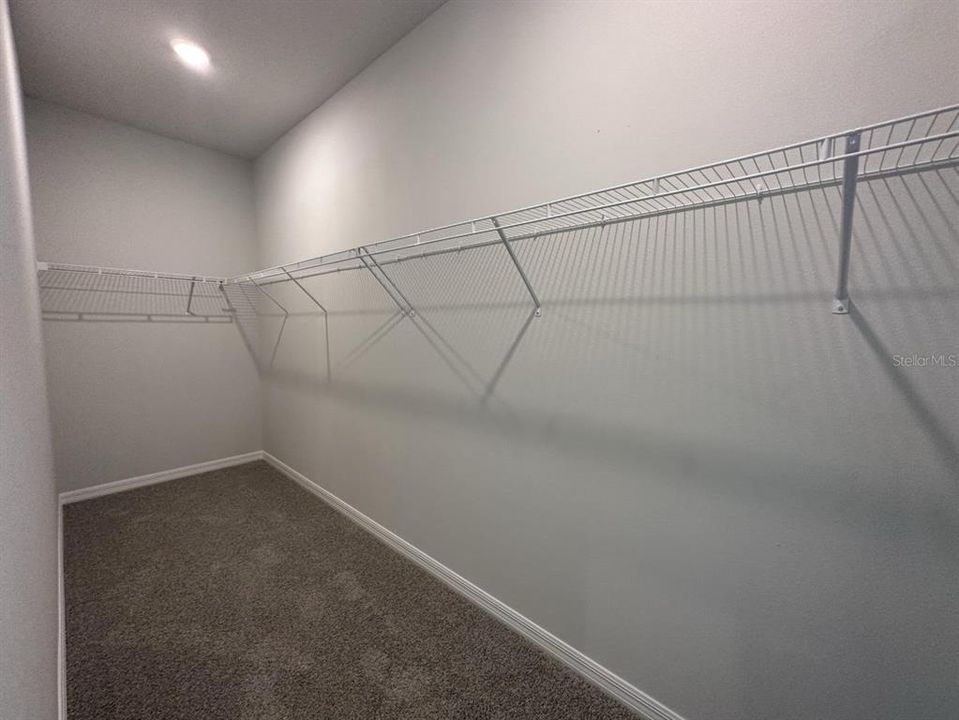 待售: $360,000 (4 贝兹, 2 浴室, 1675 平方英尺)