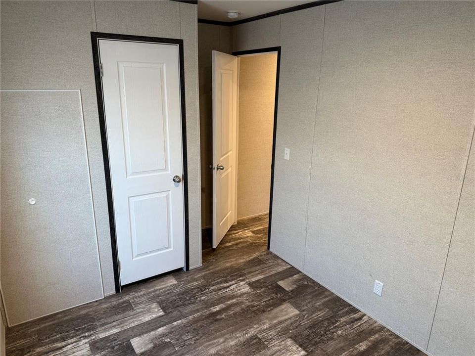 Под контрактом: $140,000 (2 спален, 2 ванн, 784 Квадратных фут)