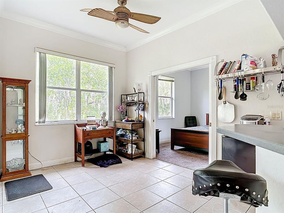 For Sale: $300,000 (3 beds, 2 baths, 1789 Square Feet)