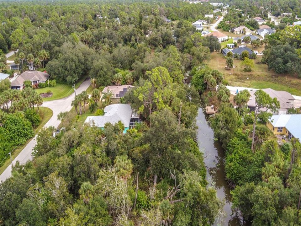 For Sale: $300,000 (3 beds, 2 baths, 1789 Square Feet)