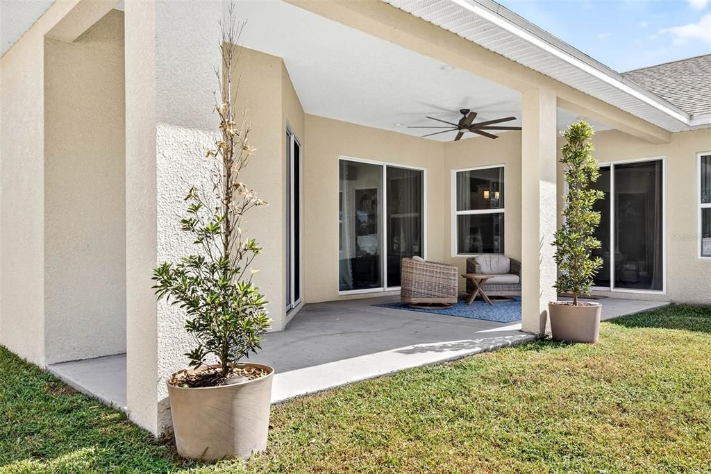 For Sale: $715,000 (4 beds, 3 baths, 2558 Square Feet)