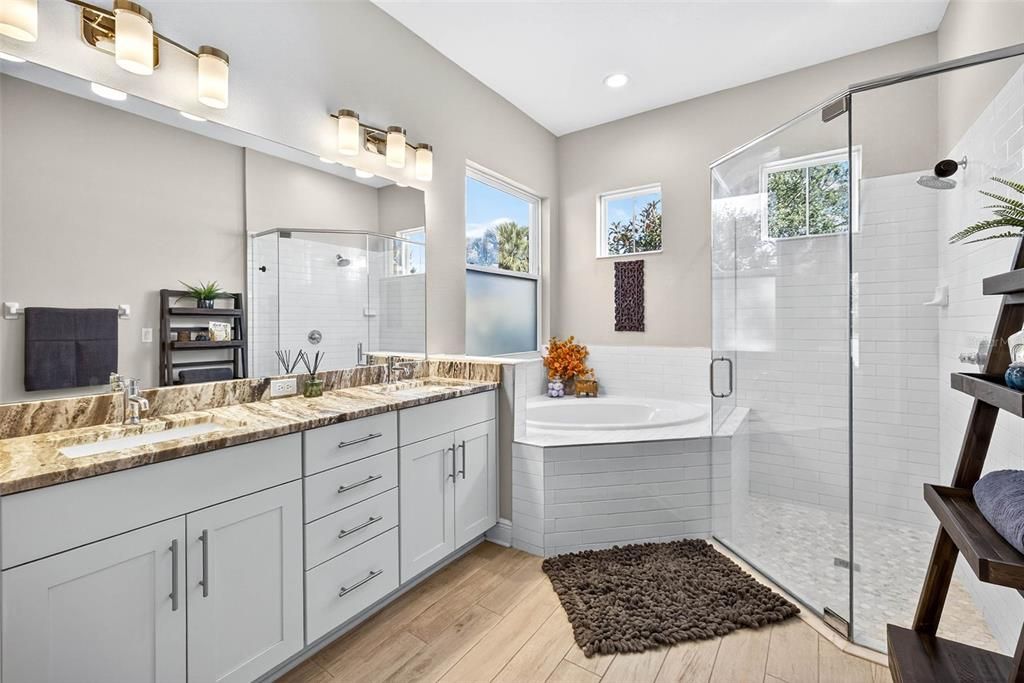 For Sale: $715,000 (4 beds, 3 baths, 2558 Square Feet)