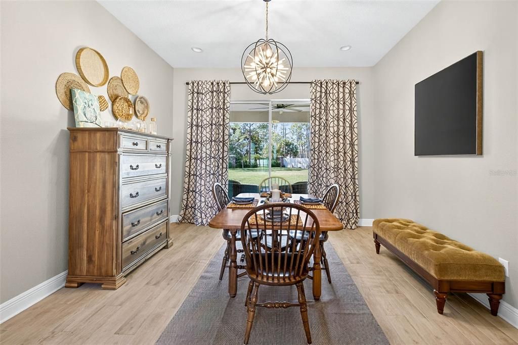 For Sale: $715,000 (4 beds, 3 baths, 2558 Square Feet)