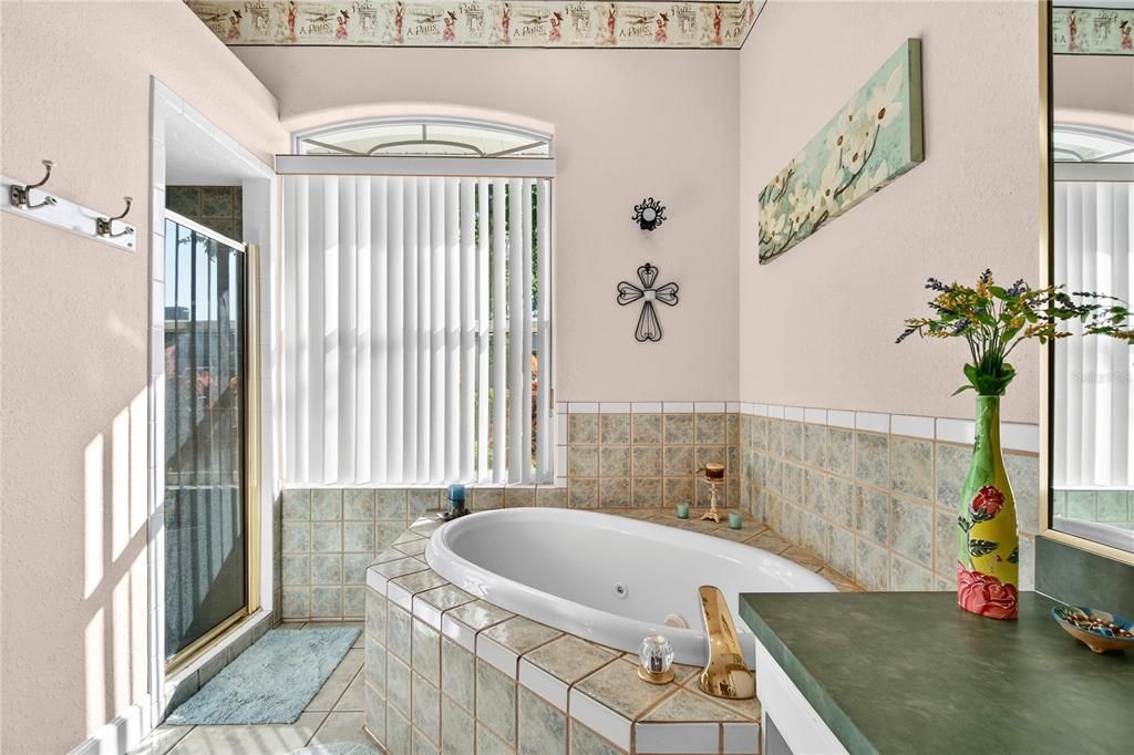 На продажу: $795,000 (4 спален, 3 ванн, 2525 Квадратных фут)