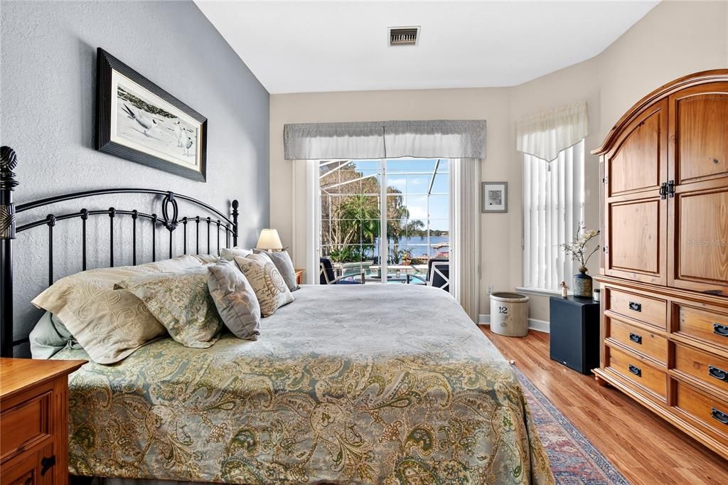 На продажу: $795,000 (4 спален, 3 ванн, 2525 Квадратных фут)