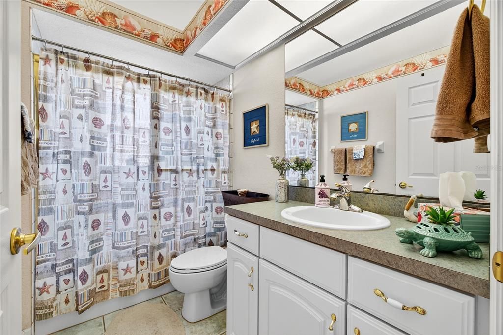 На продажу: $795,000 (4 спален, 3 ванн, 2525 Квадратных фут)