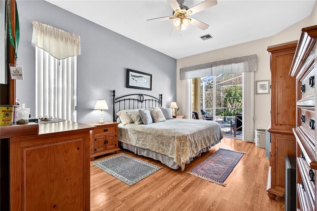 На продажу: $795,000 (4 спален, 3 ванн, 2525 Квадратных фут)