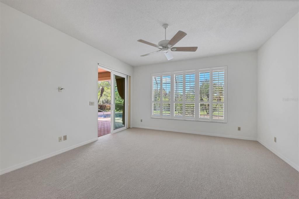 For Sale: $900,000 (4 beds, 3 baths, 3485 Square Feet)