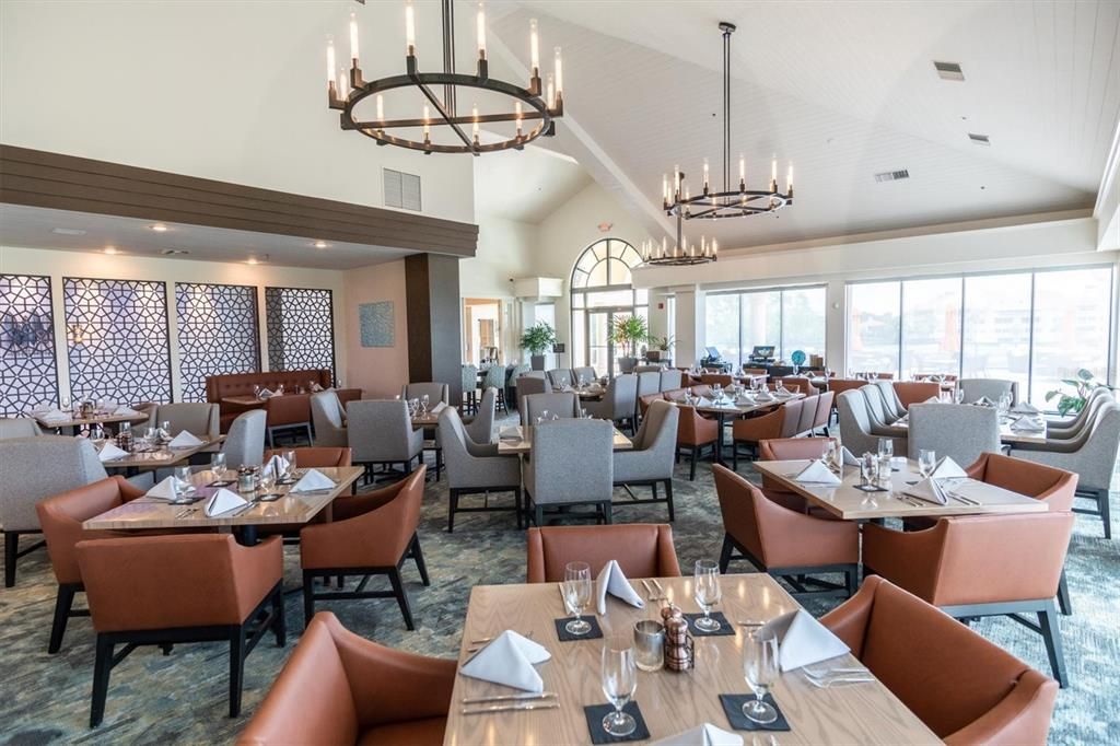 For Sale: $900,000 (4 beds, 3 baths, 3485 Square Feet)