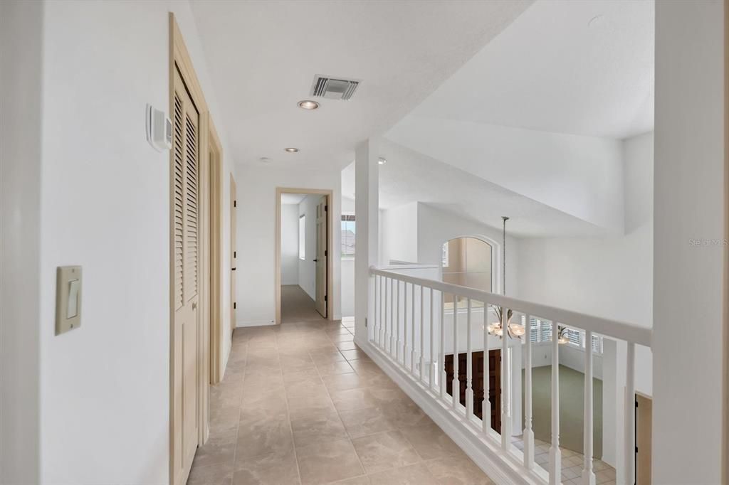 For Sale: $900,000 (4 beds, 3 baths, 3485 Square Feet)