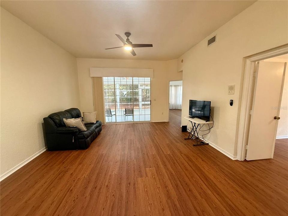 For Rent: $1,550 (2 beds, 2 baths, 1466 Square Feet)
