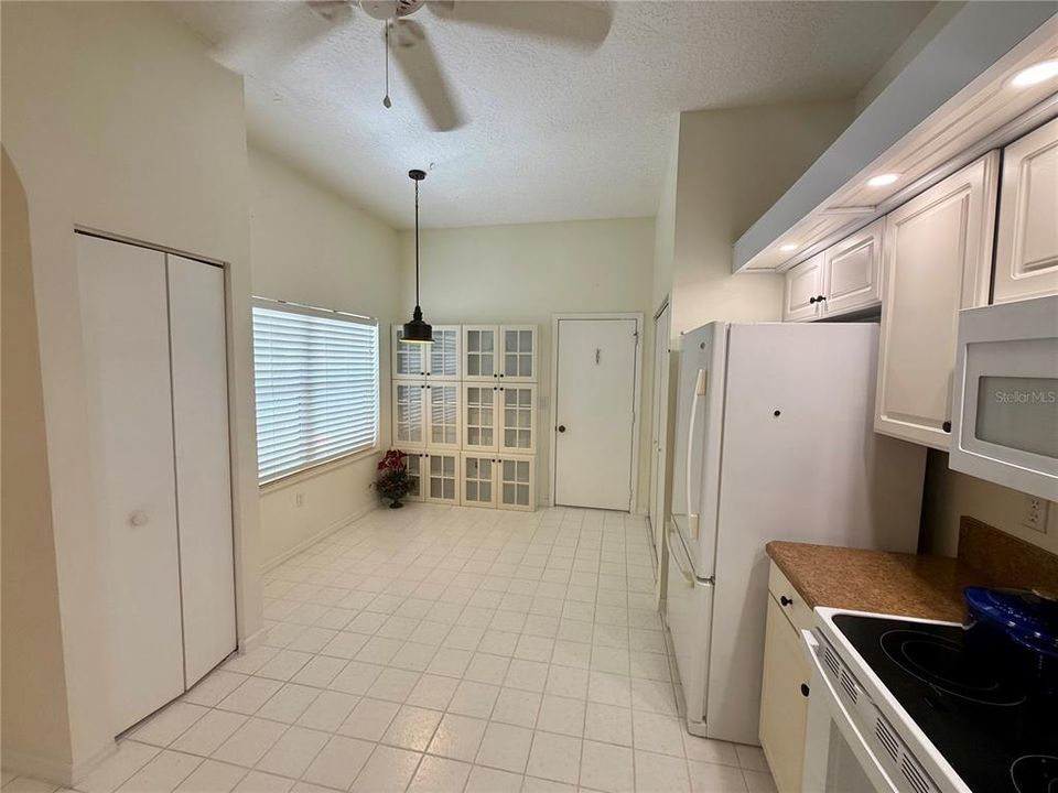 For Rent: $1,550 (2 beds, 2 baths, 1466 Square Feet)