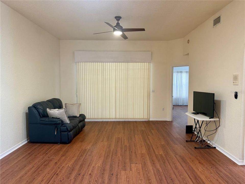 For Rent: $1,550 (2 beds, 2 baths, 1466 Square Feet)