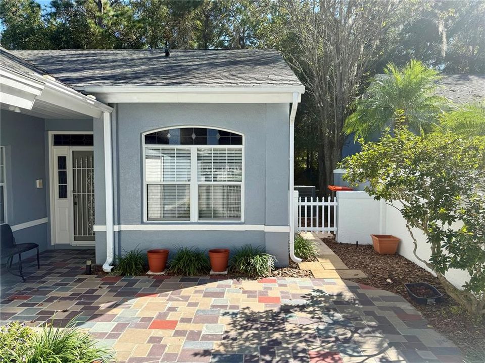 For Rent: $1,550 (2 beds, 2 baths, 1466 Square Feet)