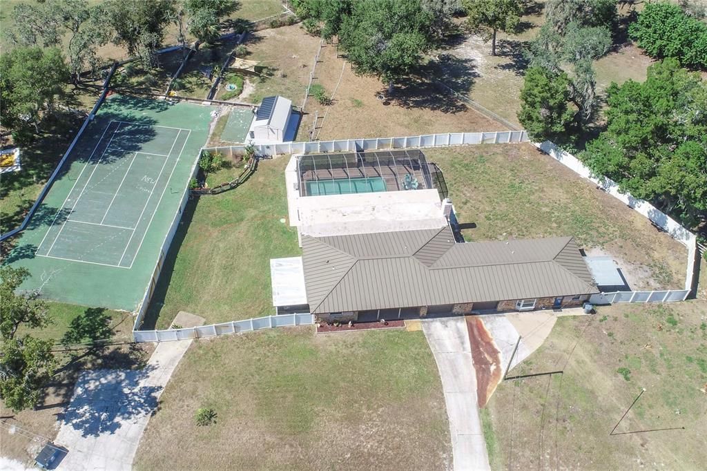 For Sale: $565,000 (4 beds, 3 baths, 2727 Square Feet)