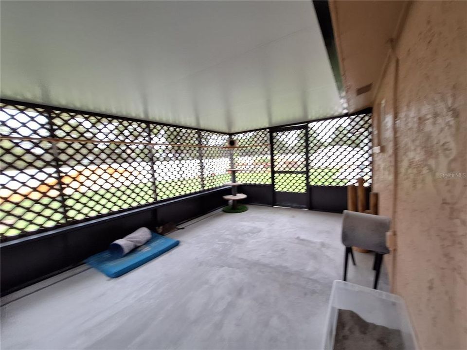 For Sale: $565,000 (4 beds, 3 baths, 2727 Square Feet)