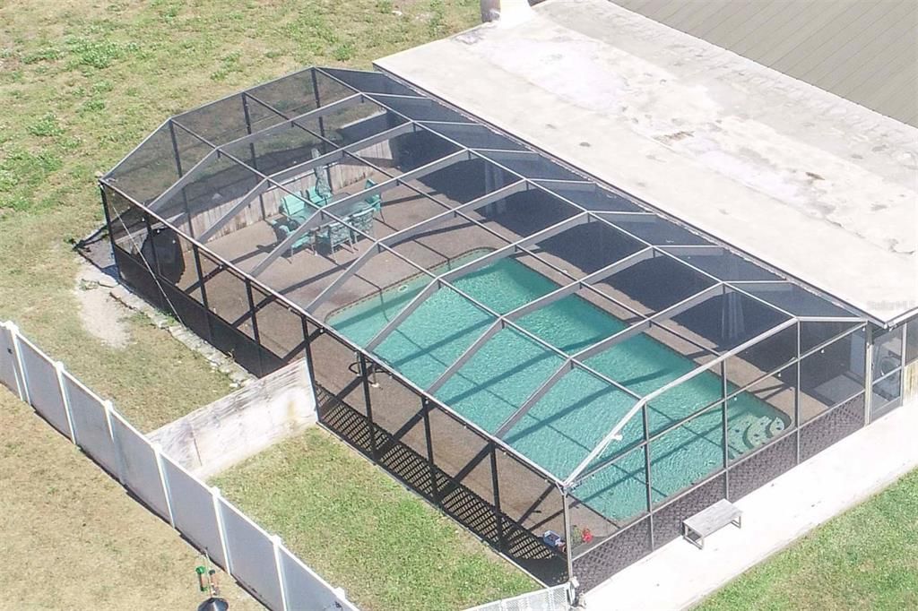 For Sale: $565,000 (4 beds, 3 baths, 2727 Square Feet)