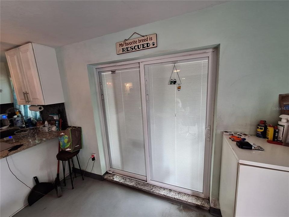 For Sale: $565,000 (4 beds, 3 baths, 2727 Square Feet)