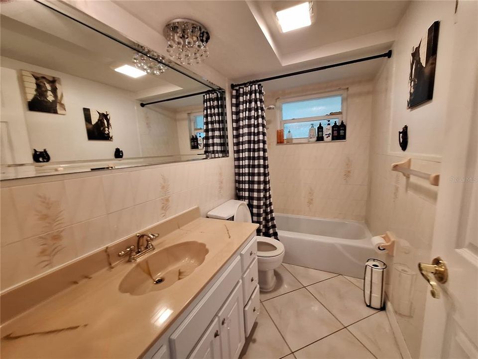 For Sale: $565,000 (4 beds, 3 baths, 2727 Square Feet)