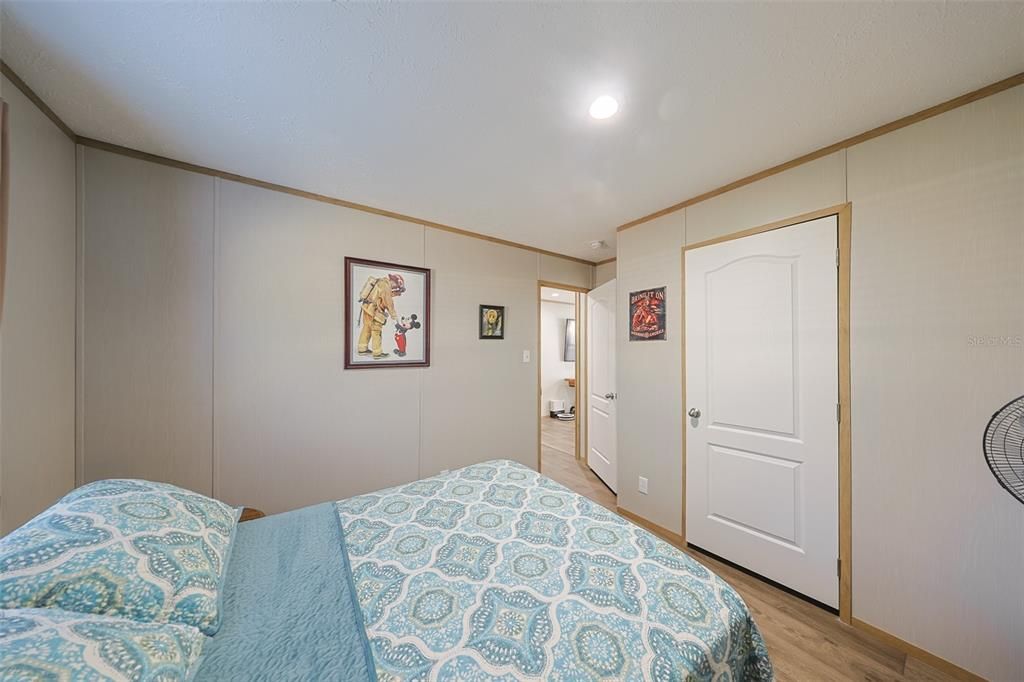 待售: $434,500 (4 贝兹, 2 浴室, 1904 平方英尺)