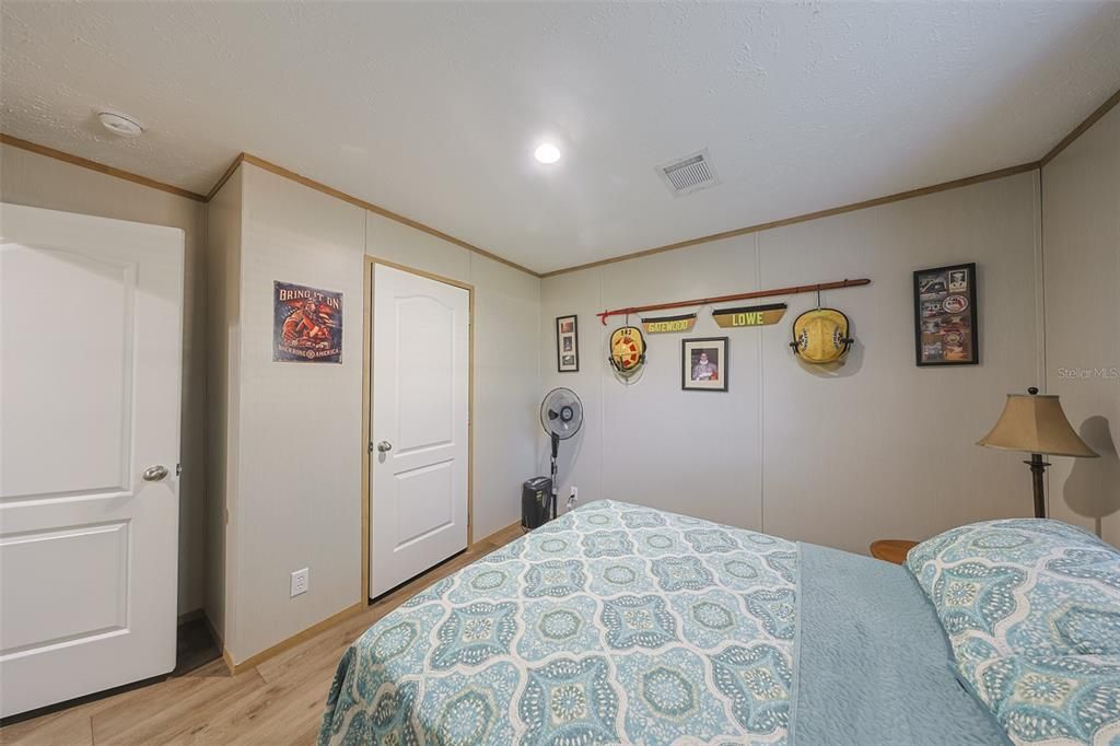 待售: $434,500 (4 贝兹, 2 浴室, 1904 平方英尺)