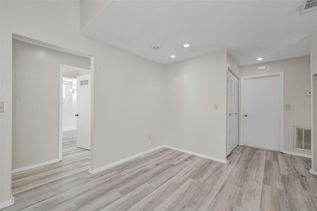 En Venta: $329,000 (3 camas, 2 baños, 1486 Pies cuadrados)