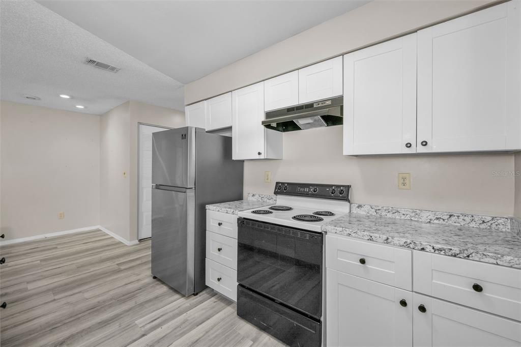 En Venta: $329,000 (3 camas, 2 baños, 1486 Pies cuadrados)