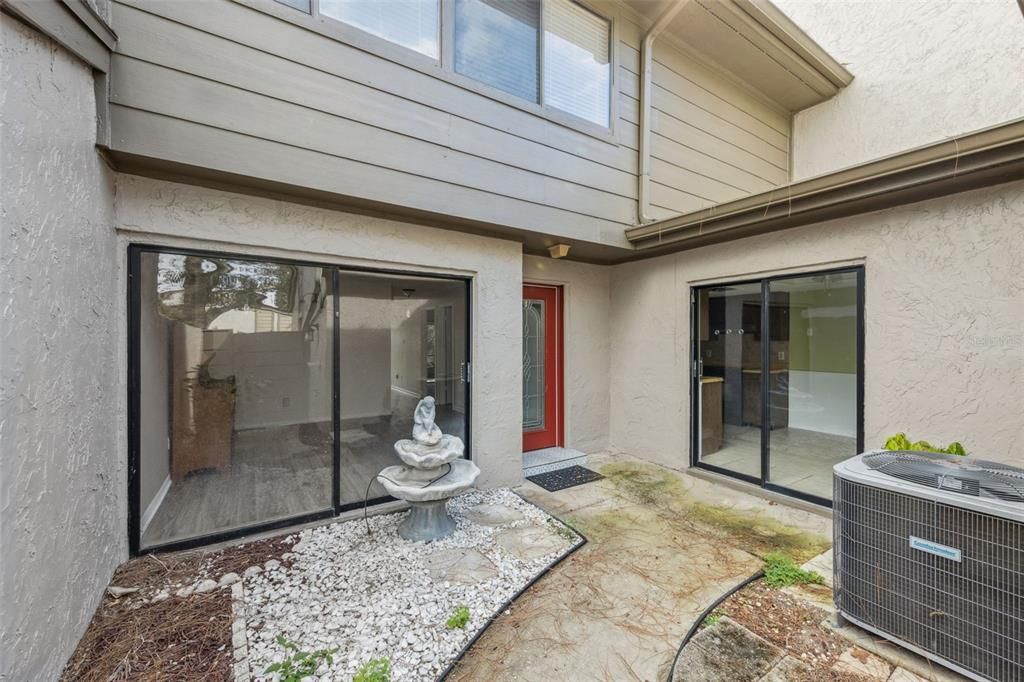 На продажу: $299,000 (3 спален, 3 ванн, 1793 Квадратных фут)